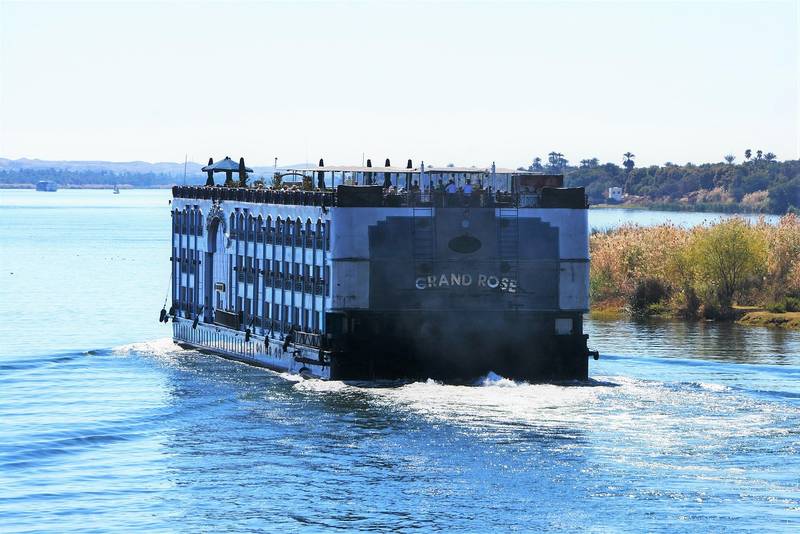 Bateau fluvial Viking Longship sur le Danube en Europe