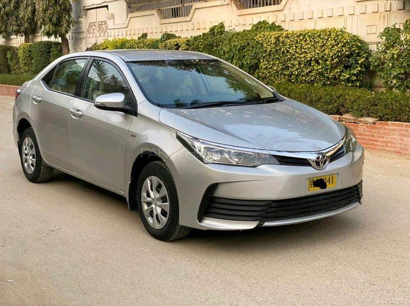 Toyota Corolla — voiture économique de location