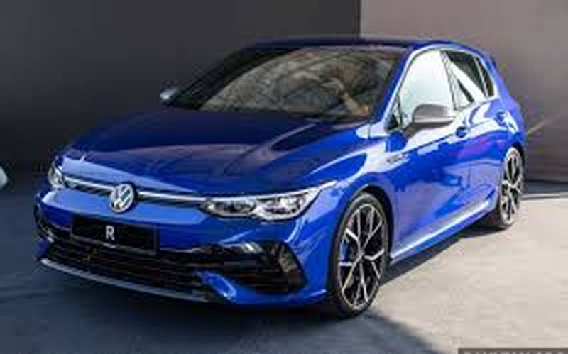 Volkswagen Golf — voiture compacte de location